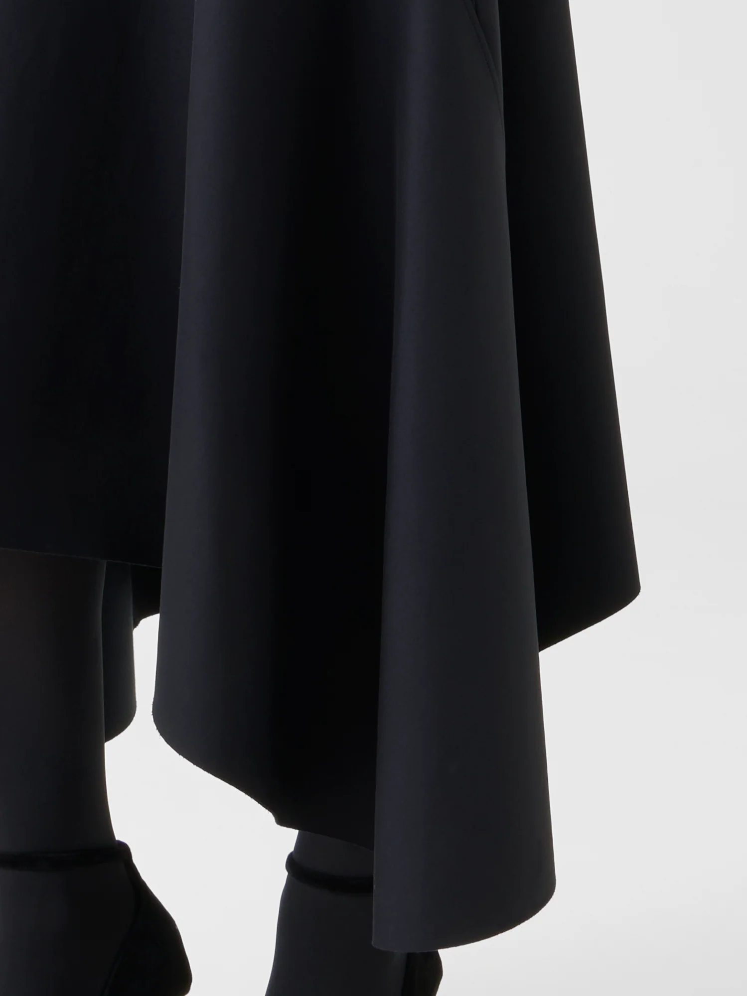 Asymmetrical A-Line Neoprene Handkerchief Skirt - Image 5