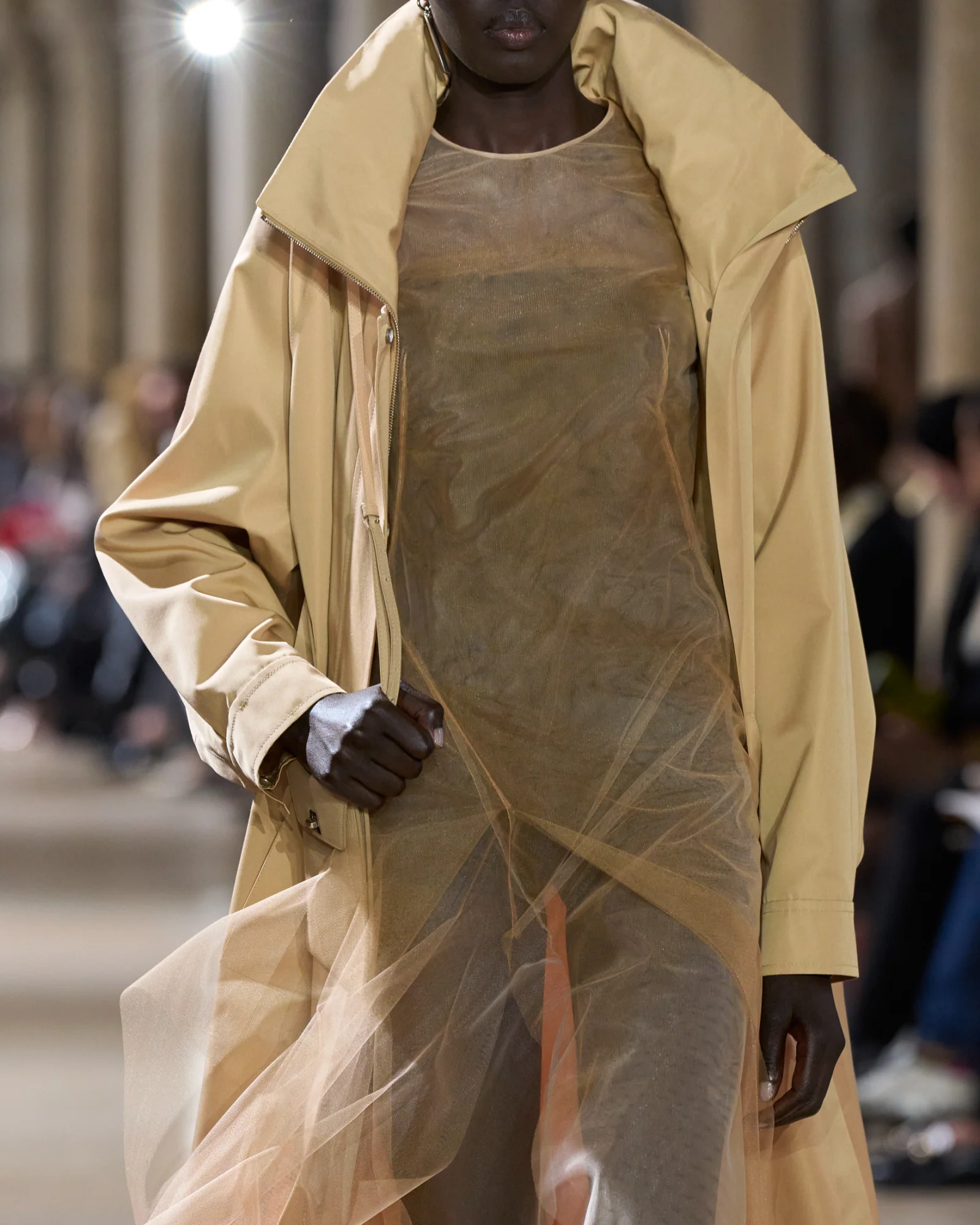 Maxi Coat in Water Repellent Silk Poplin - Image 5